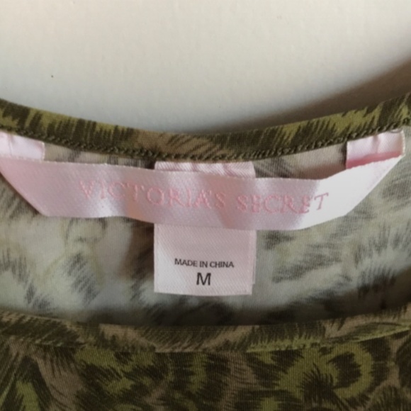 EUC Victoria’s Secret Animal Print Cropped PJ Top - Picture 2 of 4